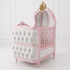 Cuna de madera de caoba tallada, muebles para habitación infantil hechos a mano en Indonesia AQM112 - Product Image 1