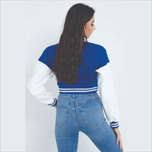 Veste universitaire en cuir véritable blanc et noir pour femme, style bomber classique, manches noires, patch brodé B, laine - Product Image 5