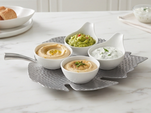 Plateau de service en métal brossé fait main avec surface texturée martelée pour usage résidentiel – Élégante assiette de service pour table - Product Image 3