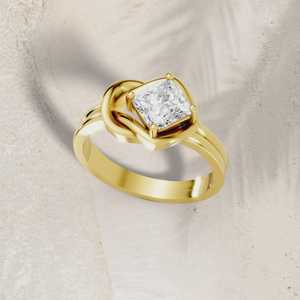 แหวนมอสซาไนต์ 2 กะรัต ทรงปรินเซสคัท รูปทรงปม ดีไซน์สวยหรู ตัวเรือนเงินแท้ 925 ชุบทอง ของขวัญขอแต่งงานสำหรับคนรัก - Product Image 5