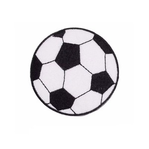 Ballon de football en PVC gaufré 3D, appliqué thermocollant pour tissu, patch décoratif avec motif circulaire personnalisé - Product Image 1