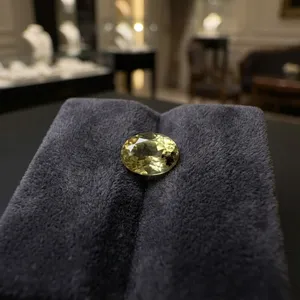 Tanzanite Jaune Naturelle Non Thermique, Coupe Ovale 1.38CT, Pierres Précieuses Facettées en Vrac avec Effet de Couleur pour la Fabrication de Bijoux en Gros et les Collectionneurs - Product Image 3