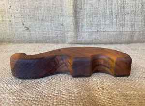 Anneau de dentition pour bébé en bois naturel et sûr, fabriqué en bois lisse et non toxique, idéal pour apaiser les gencives. - Product Image 5