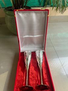 Juego de Vasos de Acero Inoxidable Contemporáneo con Diseño de Loto Elegante, Colección Aarna Royal Look, Paquete de 2, para Regalos Corporativos, Bodas y Diwali - Product Image 3