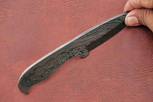 มีดสกินเนอร์เหล็กดามัสกัสคุณภาพสูงขนาด 8 นิ้ว ด้ามจับแบบเต็มด้าม ดีไซน์ยอดเยี่ยม ปรับแต่งได้ตามต้องการ มีดล่าสัตว์ OEM พร้อมใบมีดทรงหยดน้ำ - Product Image 3