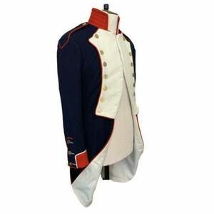 Reproduction d'un manteau ou d'un habit d'infanterie française napoléonienne, en laine bleu marine avec garnitures blanches et rouges et boutons en laiton. - Product Image 3