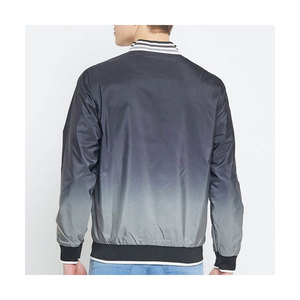 High Quality & Quick Dry Custom Men Shiny <b>Windbreaker</b> Padded Thick <b>Black</b> Hooded Quilted Bomber Jacket For Men - Product Image 2