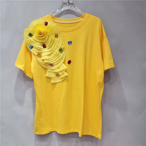 Venta al por mayor para boutiques: Nueva colección de verano 2026, camiseta de poliéster de lona de corte regular, versátil, informal, de manga corta y cuello dulce, a la moda. - Product Image 3