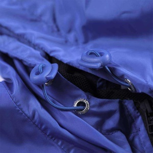 Chaqueta Cortavientos Impermeable con Capucha para Hombre, Personalizada, Ecológica, de Nailon/Poliéster, con Cierre de Cremallera, Bolsillos Laterales, Corte Regular - Product Image 3