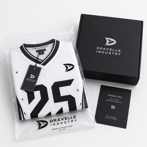เสื้อทีมกีฬาตาข่ายระบายอากาศสีขาวดำสไตล์เรโทร Y2K สำหรับผู้ชาย รับผลิตตามสั่งพร้อมโลโก้ OEM ขายส่ง - Product Image 5