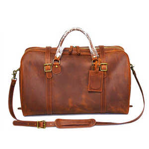 Bolsa de Viaje Deportiva de Lujo con Diseño Personalizado para Niños y Niñas, de Alta Calidad, en Cuero Genuino, con Cierre de Cremallera - Product Image 1