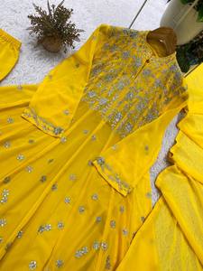 Ensemble indien pakistanais brodé jaune, tuniques Anarkali avec palazzo et dupatta, tenue de fête - Product Image 5