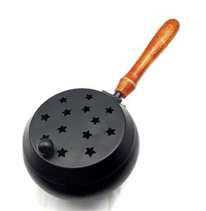 Lobandan Portable Folk Art Ash Catcher Quemador de incienso Durable Mango de madera negro Ángel Resina Fragancias Bakhoor - Product Image 1