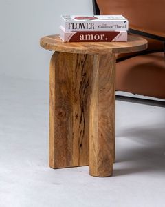 Elegante Mesa Auxiliar de Madera con Forma Refinada, Bordes Suaves y Material de Madera de Alta Calidad - Product Image 3