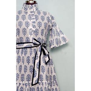 Robe longue évasée décontractée pour femme, en coton à imprimé floral, col en V, taille naturelle, manches longues, imprimé à la main, respirante, vente en gros - Product Image 3