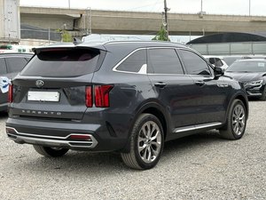 Voitures d'occasion grises, Sorento Diesel SUV 2021, spacieux véhicule utilitaire sport 5 portes pour les voyages en famille et les déplacements professionnels - Product Image 2