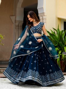 Ensemble Lehenga Choli moderne en Faux Georgette bleu, avec jupe évasée brodée de Zari et de sequins, et dupatta en tulle, pour mariage et fêtes, recyclé - Product Image 3