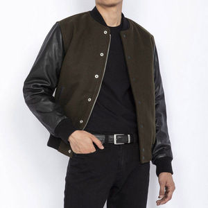 บริการ OEM เสื้อแจ็คเก็ต Letterman แบบสลิมฟิต สวมใส่สบาย สำหรับผู้ชาย ตกแต่งด้วยหนังแท้ 100% ปักลาย Chenille พร้อมแพทช์ติดแขนเสื้อ - Product Image 2