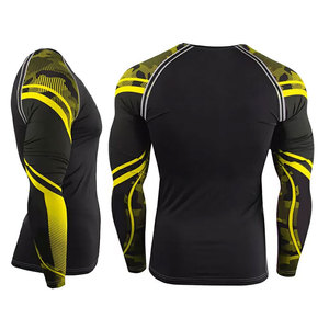 High Quality <b>Men</b> <b>Compression</b> <b>Shirts</b> Moisture Wicking Lightweight Sports Wear <b>Compression</b> <b>Shirt</b> For Adult <b>Men</b> - Product Image 4