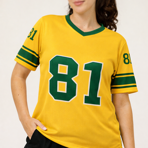 Proveedor de camisetas de fútbol americano personalizadas en color amarillo, diseños sublimados, impresión por transferencia, estilo vintage, corte holgado, malla, fabricadas en EE. UU. - Product Image 5