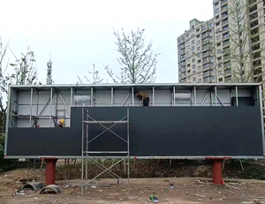 P1.56หน้าจอแสดงผล LED แบบซังข้าวโพดกลางแจ้งแบบกำหนดเอง P1.95สำหรับเวทีห้างสรรพสินค้าความละเอียดสูงสำหรับการโฆษณา - Product Image 3