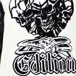 เสื้อแจ็คเก็ตบอมเบอร์วาร์ซิตี้ทรงโอเวอร์ไซส์สำหรับผู้ชาย ลายกราฟิกตัวอักษรสีขาวดำ 2 สี สไตล์ไฮสตรีท กันน้ำ เป็นมิตรกับสิ่งแวดล้อม เหมาะสำหรับฤดูหนาว - Product Image 4