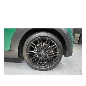 Mini Cooper Classic Plus Julio 2022 17.677 km Volante a la Izquierda Estándar de Emisiones Euro V Asientos de Cuero Cámara Trasera - Product Image 5