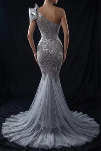 Robe de soirée sirène lourdement perlée, motif géométrique élégant, pour bal de promo, cérémonie de mariage et réception - Product Image 2