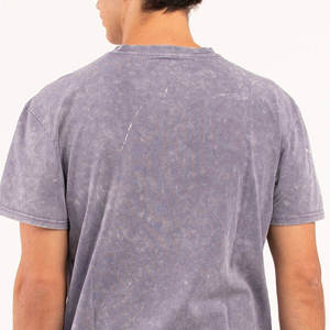 เสื้อยืดคอตตอนแท้ 100% ทรงสตรีทแวร์ ซักย้อมแบบแอซิดวอช น้ำหนักมาก (220 กรัม) คอกลม ย้อมสีพื้น ระบายอากาศได้ดี เป็นมิตรต่อสิ่งแวดล้อม คุณภาพพรีเมียม - Product Image 5