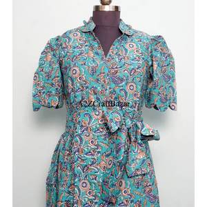 Vestidos Casuales de Verano para Mujer al por Mayor, 100% Algodón Puro, Ecológicos, Lavables, con Estampado Floral, Cuello en V, Corte Regular, Manga Corta - Product Image 4