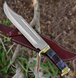 มีดทำมือสำหรับตั้งแคมป์ DIY OEM แบบ Bowie ใบมีดคงที่ ปลายมีดแบบ Wide Clip Point ด้ามไม้สีน้ำเงิน ปลอกมีดทองเหลือง ปลอกหนังแกะสลักลาย - Product Image 6