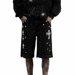 Shorts en jean noir streetwear personnalisés pour homme, coupe slim, en denim épais avec détails déchirés et motif étoile blanche - Product Image 5
