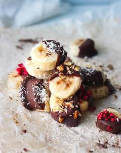 Bouchées de banane glacées au chocolat OEM, dessert aux fruits surgelés de qualité supérieure pour supermarchés et détaillants - Product Image 2