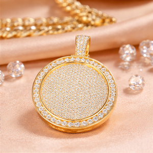 Collier Pendentif Médaillon Rond Personnalisé Unisexe Hip Hop en Argent 925 Plaqué Or avec Moissanite Sertie Griffe et Diamant pour Fête - Product Image 5