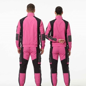 Chaqueta cortavientos unisex personalizada de nailon con bolsillos y cremallera, pantalones deportivos estampados, pantalones de chándal resistentes al viento, conjunto deportivo para hombre y mujer - Product Image 6