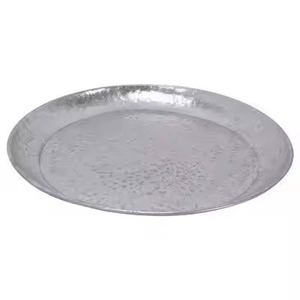 Assiette de présentation rustique en fer pour une présentation de table contemporaine - Product Image 4