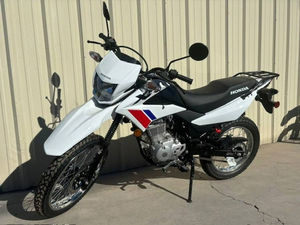 ยอดขายสูงสุดสำหรับรถมอเตอร์ไซค์ Honda XR 150L รุ่นใหม่แบบดูอัลสปอร์ต ปี 2026 พร้อมจัดส่งแล้ว - Product Image 6