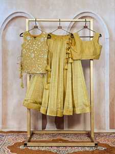 TENNECY Blusa de mujer con bordado tradicional de hilo Dori y ribete de encaje, para boda y Diwali, estilo Salsa Crush, elástica y sin arrugas - Product Image 6