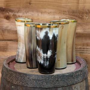 Vaso de chupito de cuerno de búfalo para exportación, recipiente para beber hecho a mano de cuerno natural, accesorio rústico para servir bebidas en bares, utensilio tradicional para servir bebidas. - Product Image 1