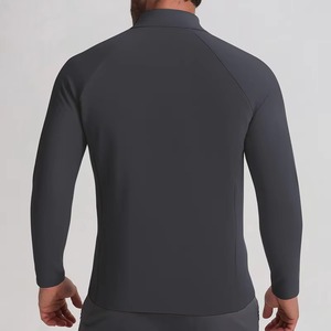 Fabricant de t-shirts de sport personnalisés, vêtements de compression, tissu respirant et extensible à séchage rapide, OEM, ODM, marque privée - Product Image 5