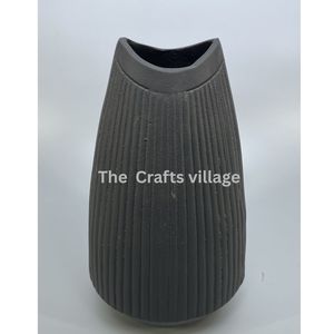 Minimalist Black <b>Ribbed</b> Metal <b>Vase</b> Handmade Decorative Tabletop Flower <b>Vase</b> Modern Home Decor Accent Centerpiece Elegant Gift - Product Image 2