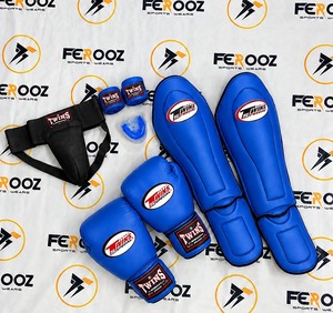Set de Equipo de Boxeo Personalizado con Guantes de Entrenamiento, Espinilleras, Pads de Enfoque y Accesorios de Protección para Artes Marciales - Product Image 2
