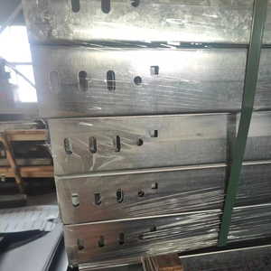 Canaleta de Cableado Ventilada/Perforada de Acero Pregalvanizado, Económica y Duradera para Proyectos Eléctricos Industriales en Interiores - Product Image 2