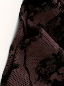 Ensemble short et soutien-gorge de yoga pour femme avec logo personnalisé, tenue de sport sans couture, taille haute, respirante et extensible - Product Image 5