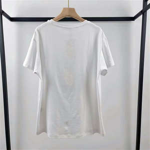 Camisetas para Mujer, Fabricación OEM, Tela Premium, Diseño Ligero y Transpirable, Personalización de Marca Disponible para Venta al por Menor y al por Mayor - Product Image 5