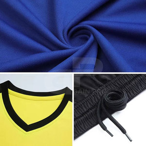 Tenue de football style sport urbain, matière à séchage rapide, coupe confortable, idéale pour les matchs en extérieur et l'entraînement quotidien - Product Image 6