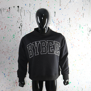 เสื้อสเวตเชิ้ตคอกลม Bybee สีดำ ทรงปกติ ยูนิเซ็กส์ ผ้าฝ้ายเฟรนช์เทอร์รี่ ลำลอง สำหรับฤดูใบไม้ร่วง CLUSH SPORTS - Product Image 2
