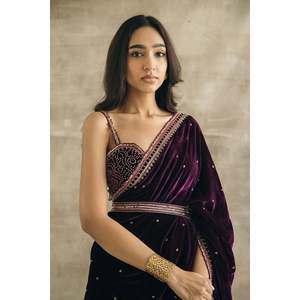 Beautiful <b>Saree</b> for Parties Featuring Sequence Dori & Thread Work for Indian & Pakistani Clothing - Product Image 1