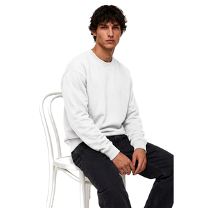 Sweat-shirt personnalisé pour homme en molleton épais à col rond avec texture délavée vintage, broderie personnalisée sur la poitrine et toucher doux - Product Image 5
