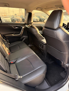 Toyota Rav4 2022 USADO, 4 Cilindros, Potencia 187hp, Eje 2 4x2, Euro6, Combustible Híbrido, Transmisión Automática, Volante a la Izquierda - Product Image 3